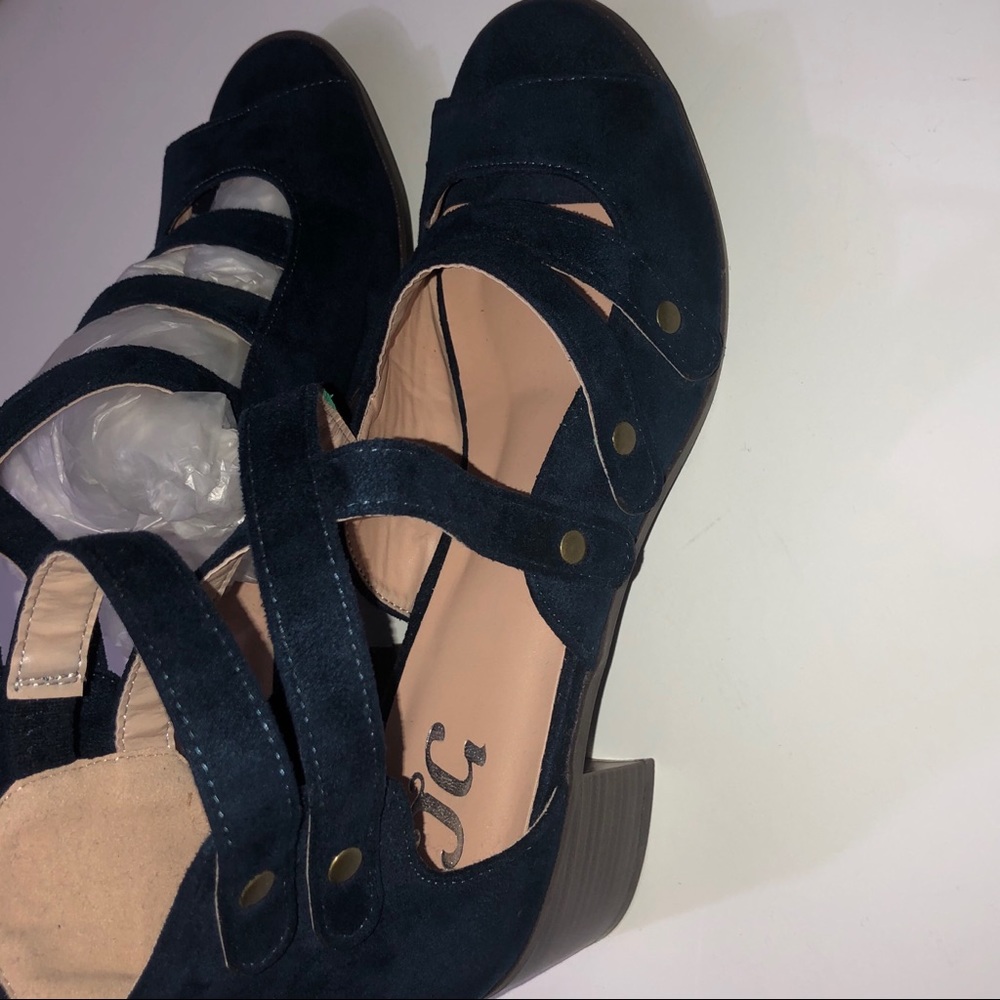 Journee Collection Arbor Blue Sandal - Picture 4 of 15